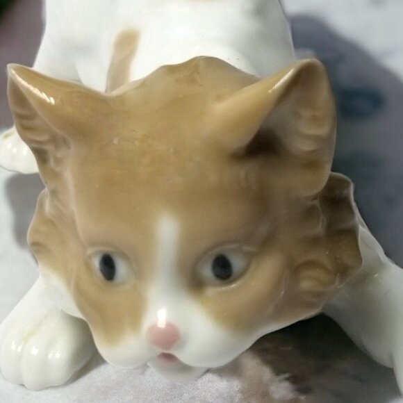 Lladró Collectible "Playful Cat" Figurine #5019 Hand Made Vicente Martinez 1979 - Picture 8 of 15